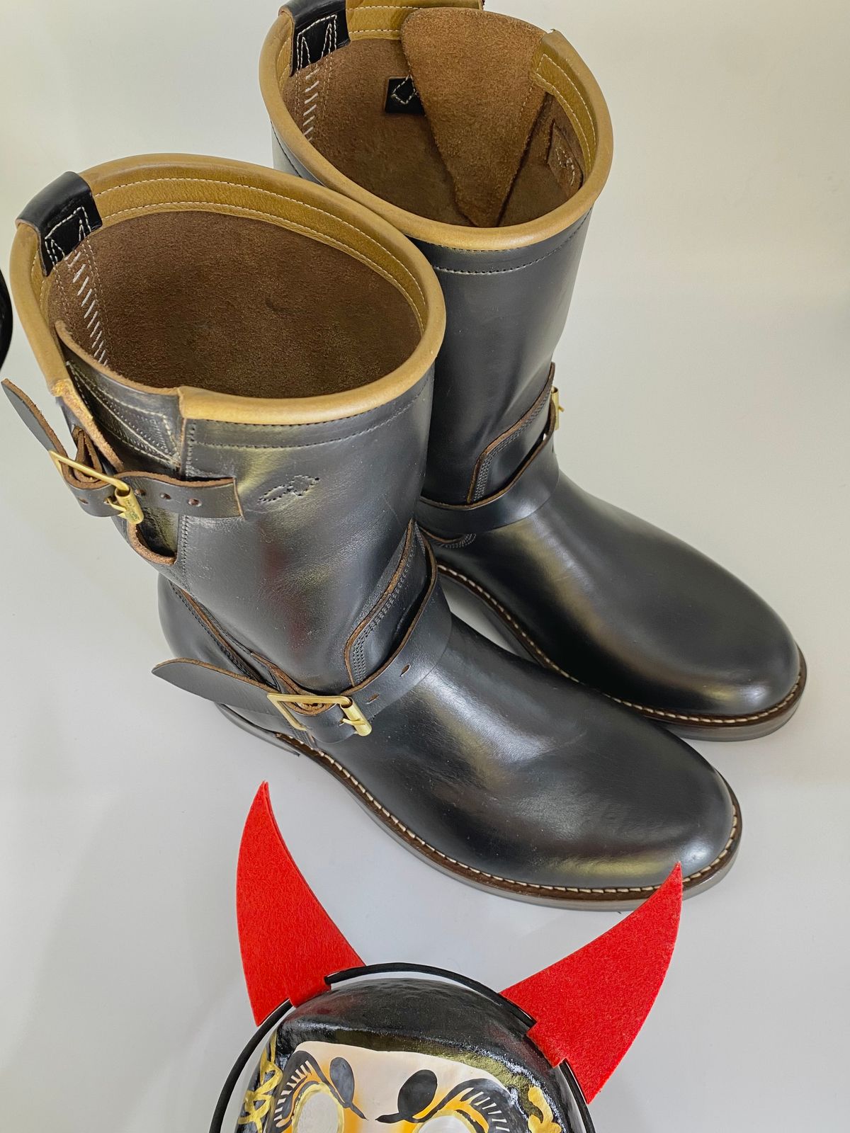 Photo by medusamachine on October 1, 2024 of the Role Club Engineer Boots in Horween Black Chromexcel.
