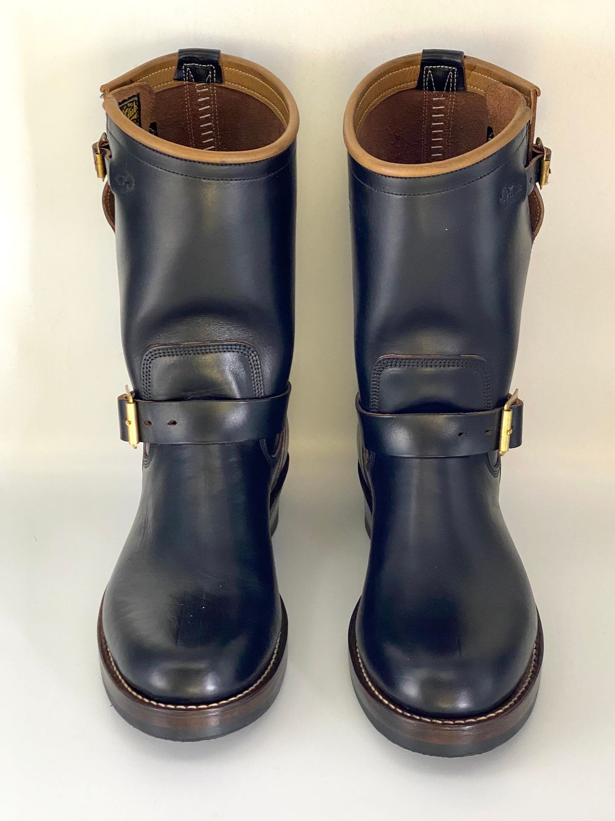 Photo by medusamachine on October 1, 2024 of the Role Club Engineer Boots in Horween Black Chromexcel.