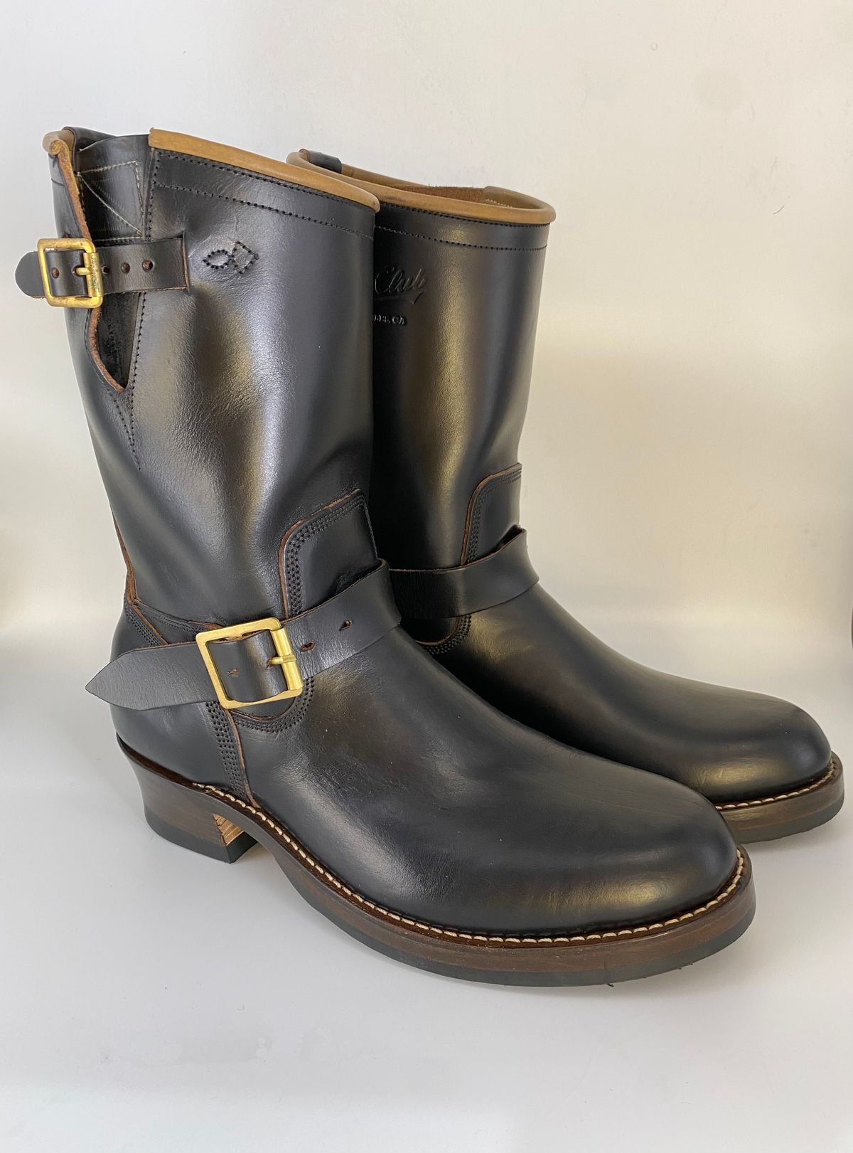 Photo by medusamachine on October 1, 2024 of the Role Club Engineer Boots in Horween Black Chromexcel.