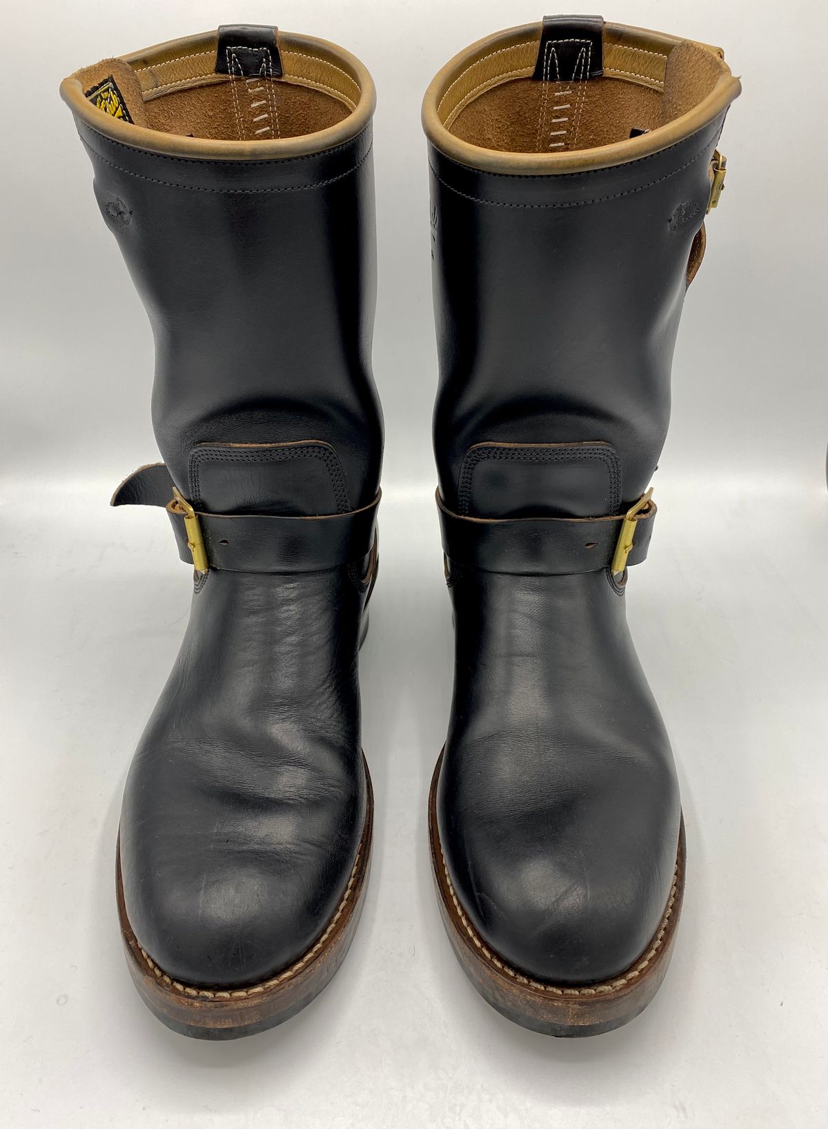 Photo by medusamachine on November 5, 2024 of the Role Club Engineer Boots in Horween Black Chromexcel.