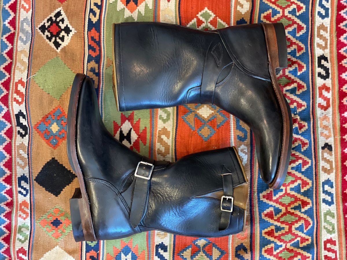Photo by medusamachine on October 1, 2023 of the Mister Freedom Road Champ in Black Veg-Tanned Cowhide.
