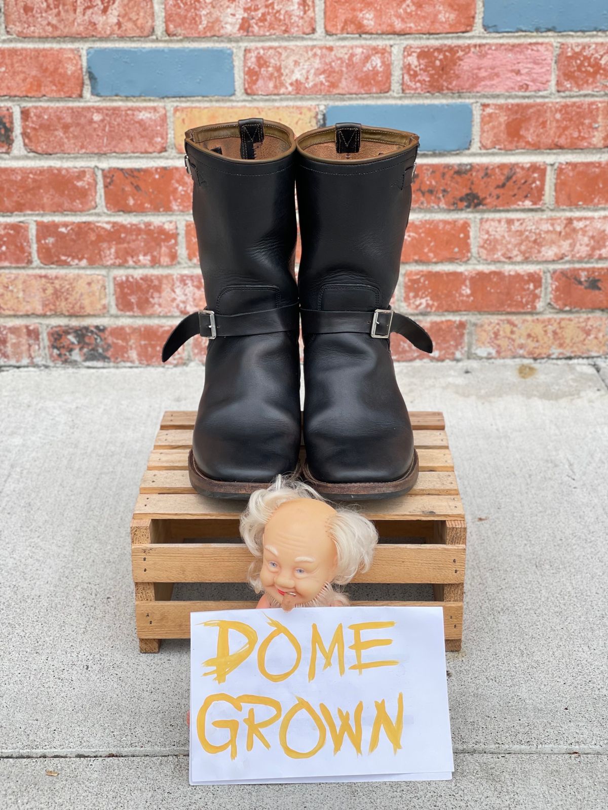 Photo by medusamachine on November 5, 2023 of the Mister Freedom Road Champ in Black Veg-Tanned Cowhide.