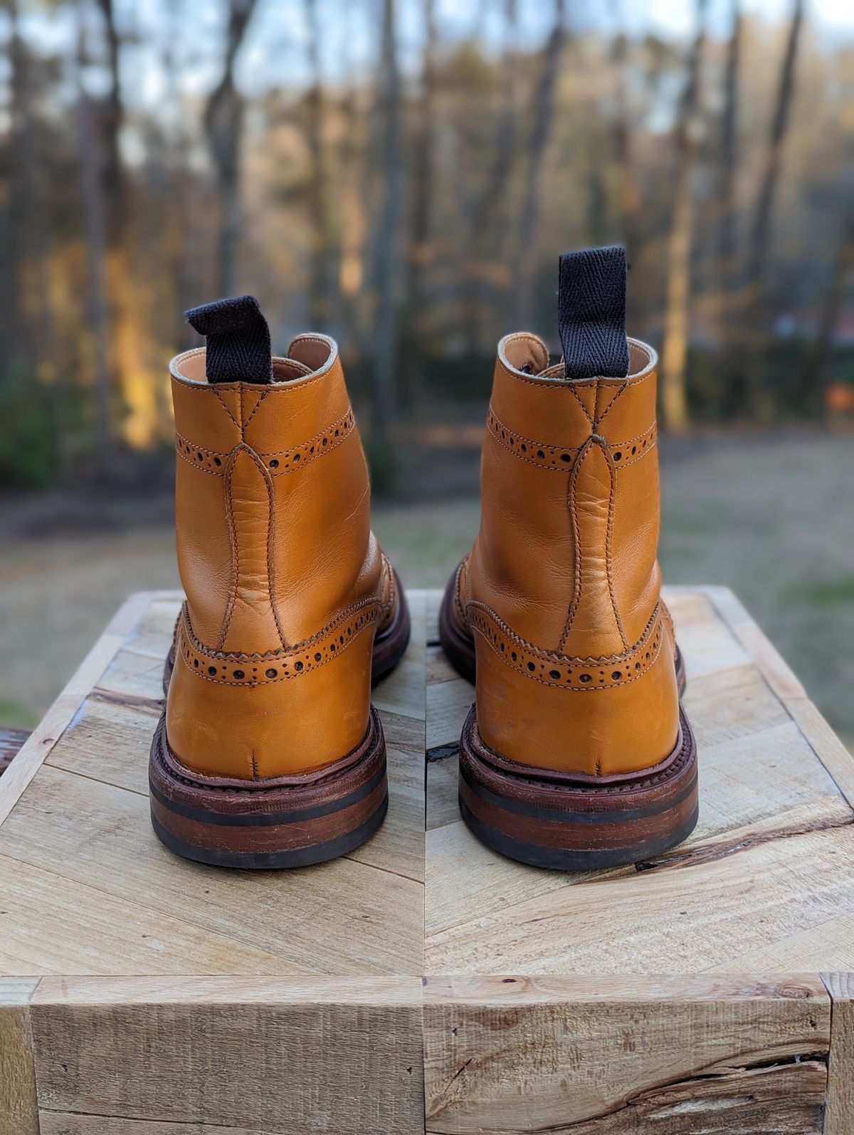 Photo by jrlyons21 on February 5, 2023 of the Tricker's Stow Country Boot in Acorn Antique.