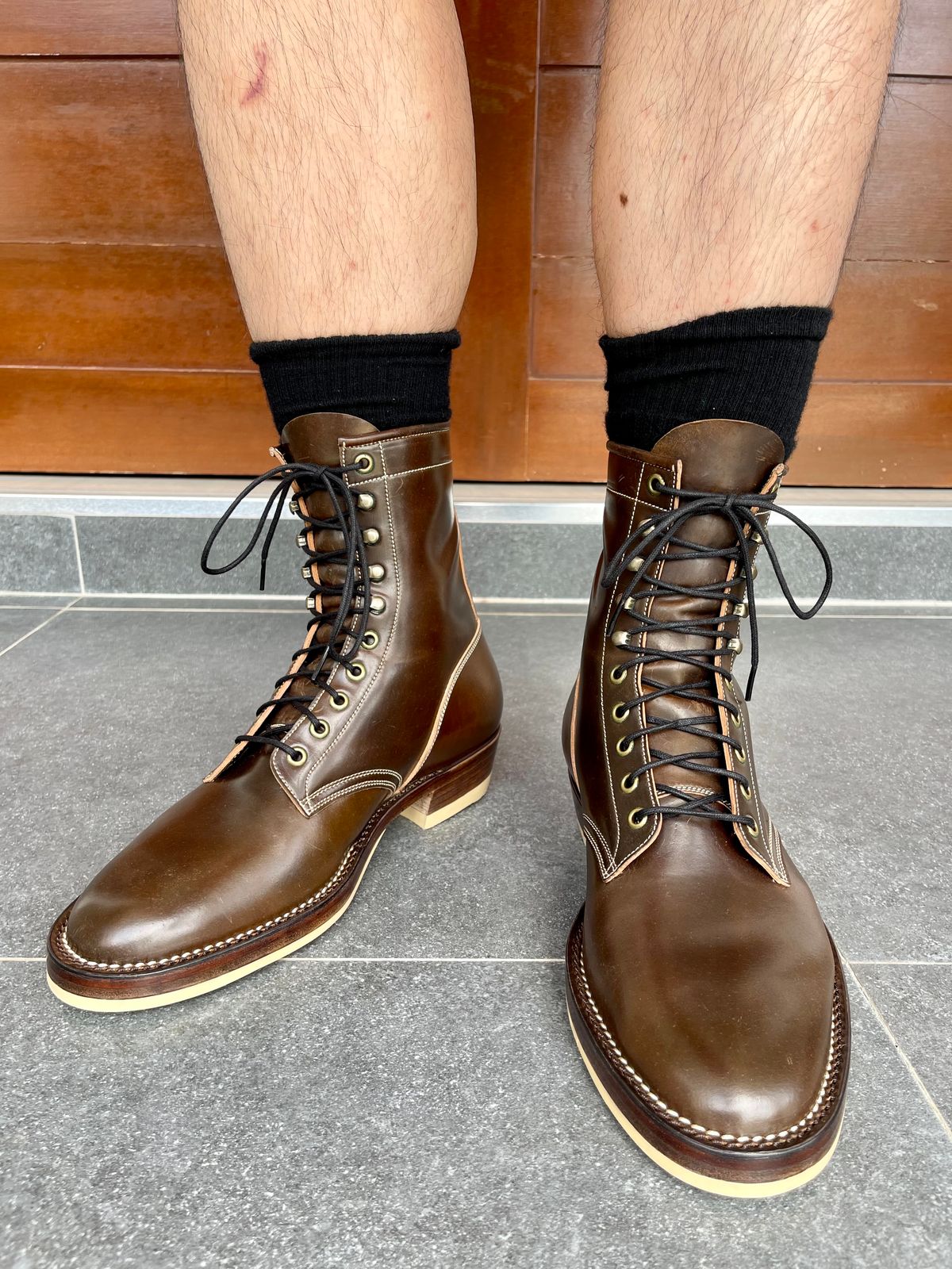 Photo by thebootscientist on October 1, 2022 of the Onderhoud SVC02 Packer Boot in Horween Dark Cognac Shell Cordovan.