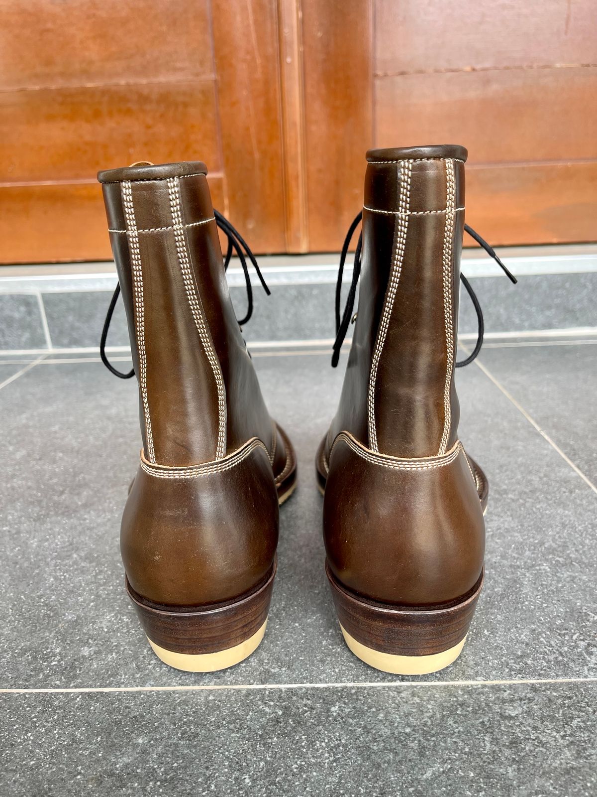 Photo by thebootscientist on October 1, 2022 of the Onderhoud SVC02 Packer Boot in Horween Dark Cognac Shell Cordovan.