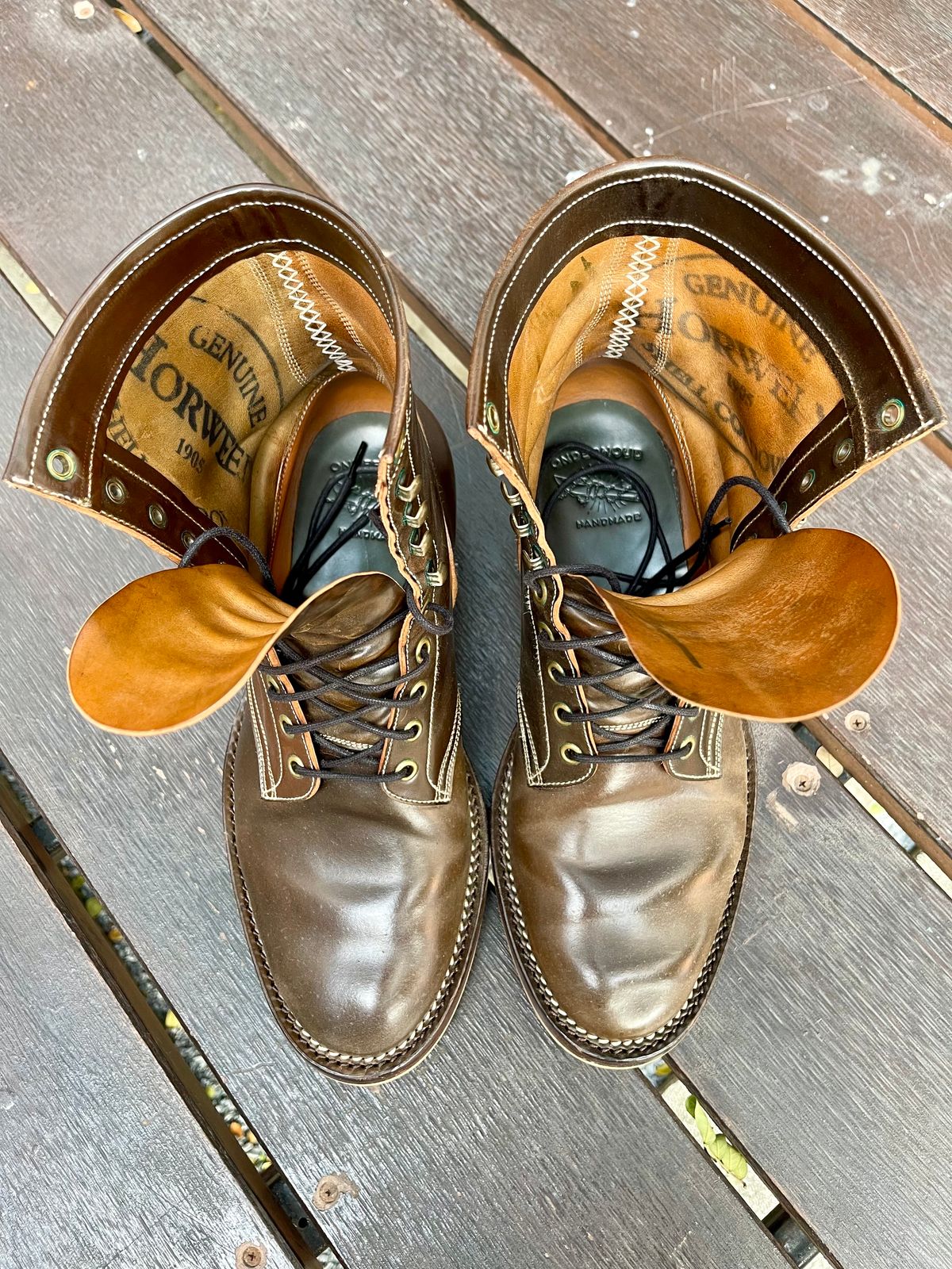 Photo by thebootscientist on January 1, 2023 of the Onderhoud SVC02 Packer Boot in Horween Dark Cognac Shell Cordovan.