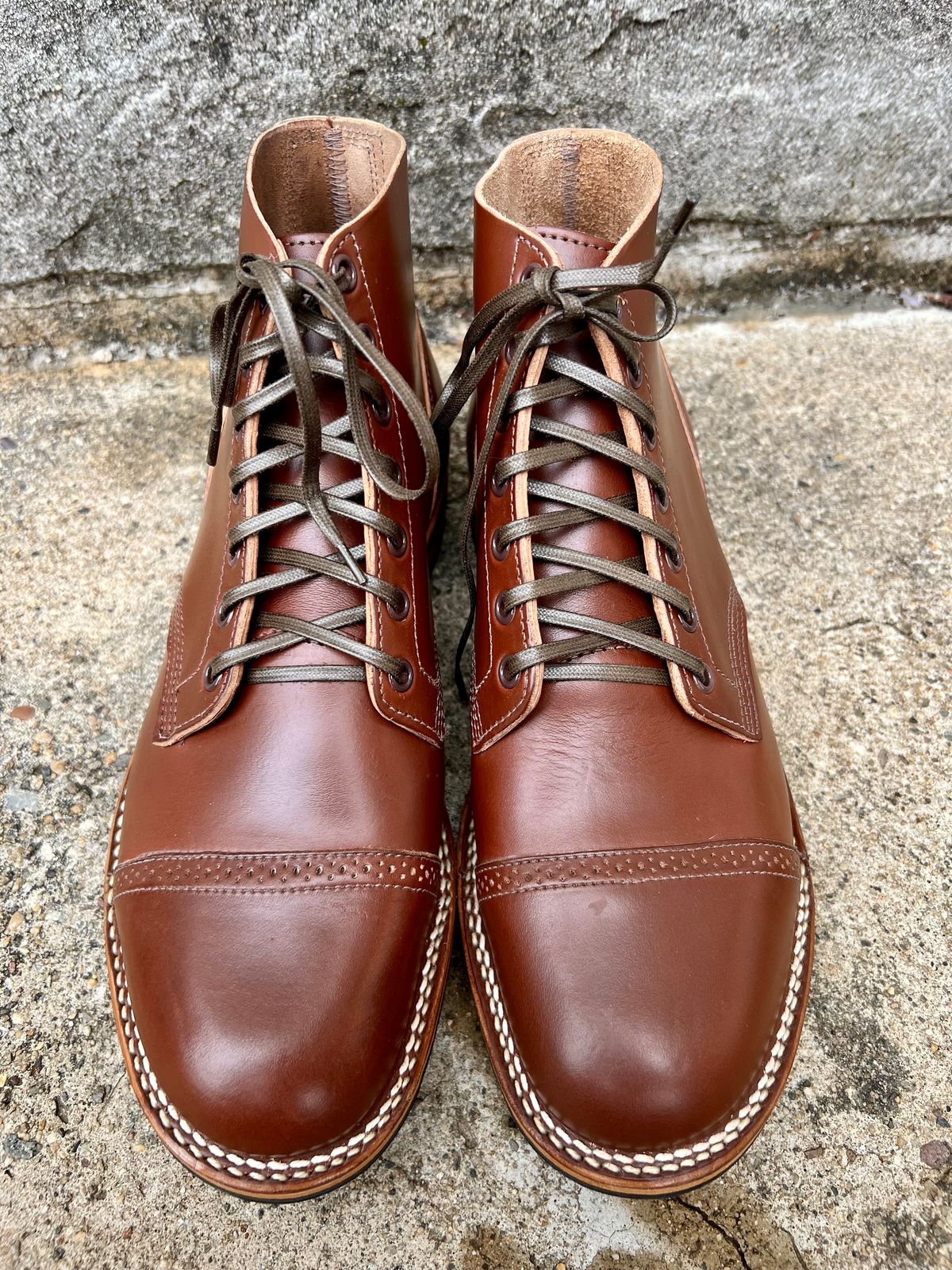 Photo by honestpanda on October 2, 2022 of the Viberg Boondocker BCT in Horween Pigment Brown Workshoe Butt.