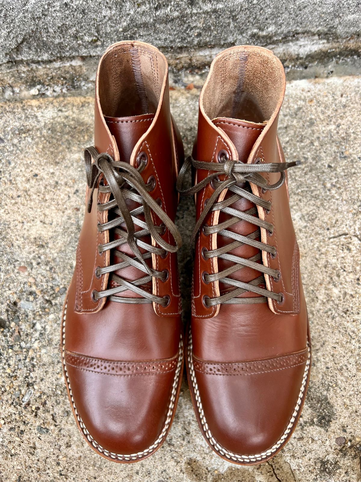 Photo by honestpanda on October 2, 2022 of the Viberg Boondocker BCT in Horween Pigment Brown Workshoe Butt.