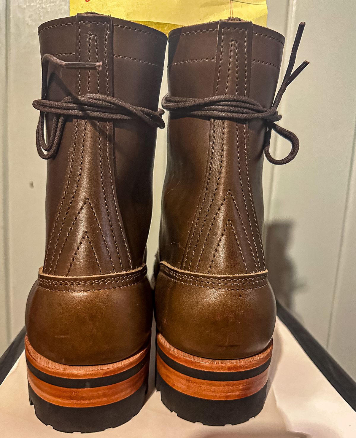 Photo by GoodtimeJohnny on October 1, 2023 of the Nicks BuilderPro in Horween British Tan Chromexcel.