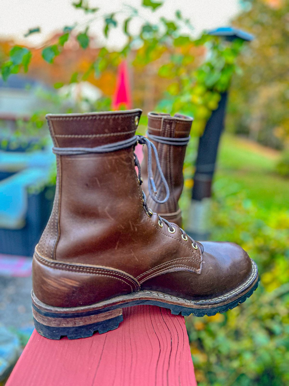Photo by GoodtimeJohnny on October 26, 2023 of the Nicks BuilderPro in Horween British Tan Chromexcel.