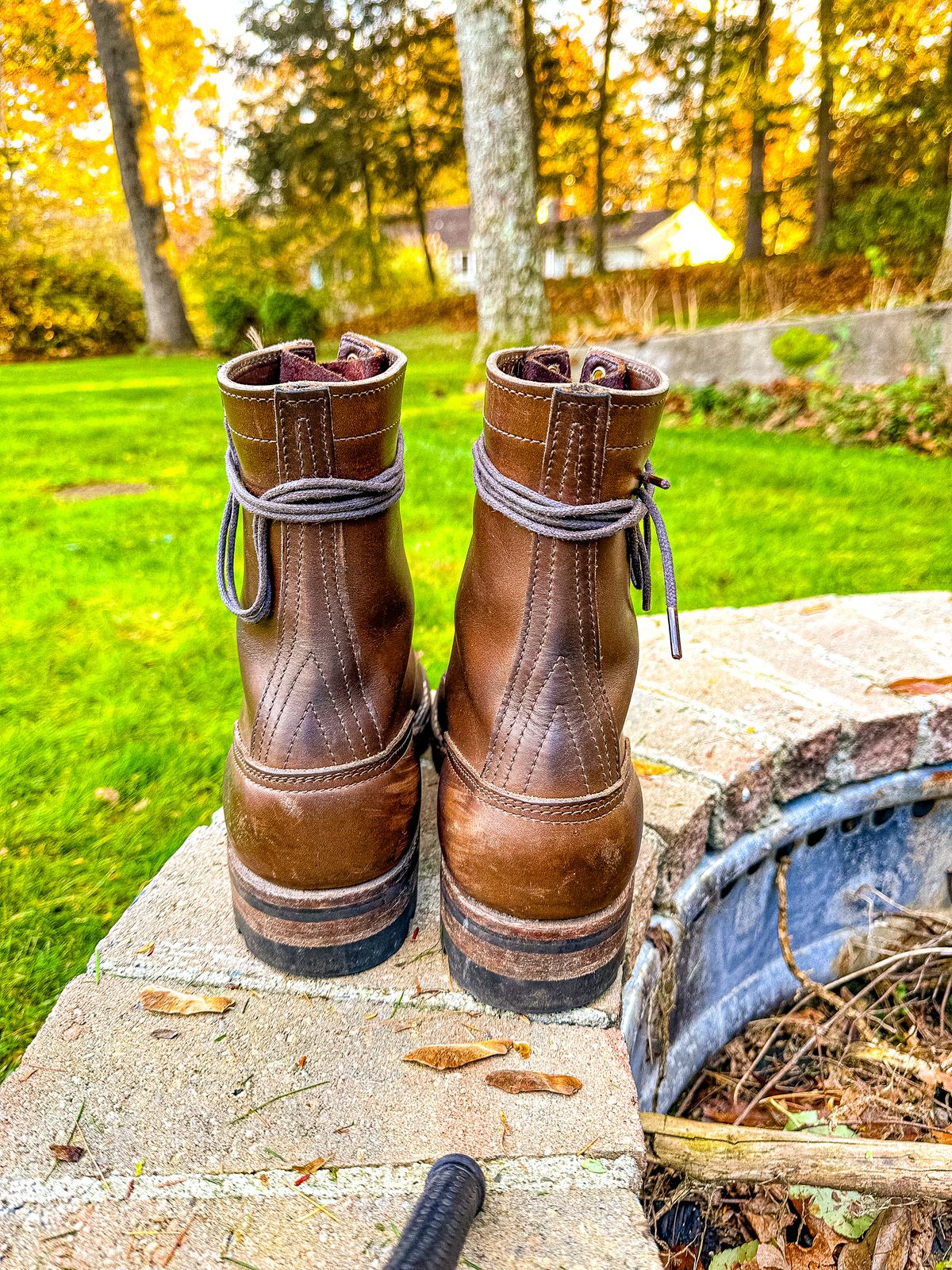 Photo by GoodtimeJohnny on November 5, 2023 of the Nicks BuilderPro in Horween British Tan Chromexcel.