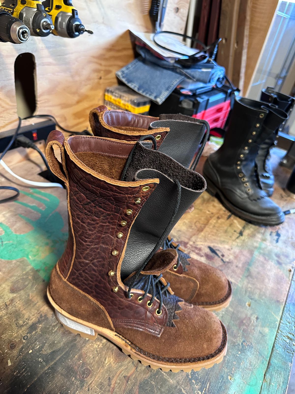 Photo by texasduckman on October 1, 2023 of the JK Boots Superduty in Bison Smooth.