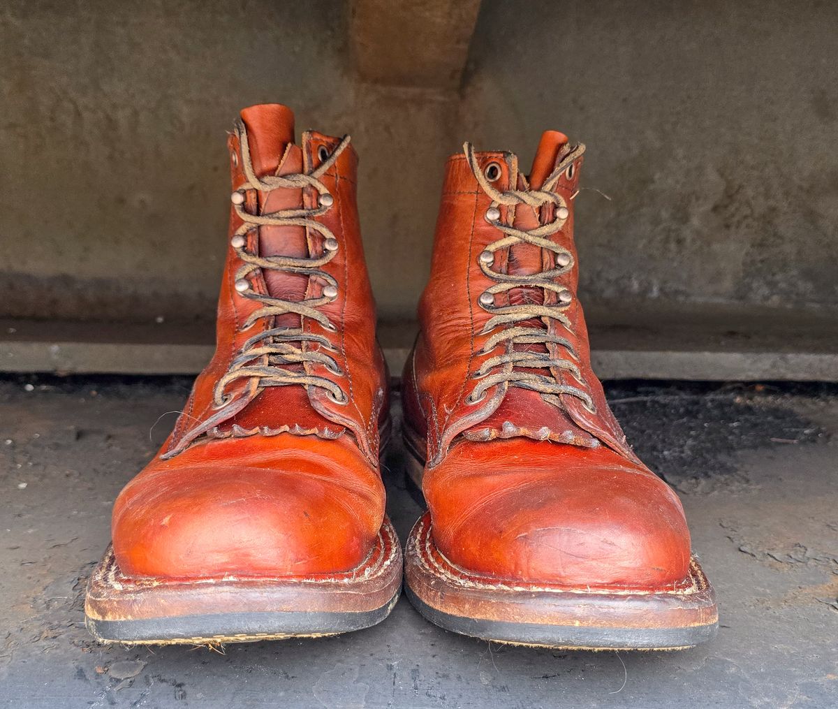 Photo by yorkpahomes on March 2, 2026 of the White's Bounty Hunter in Wickett & Craig Tan Oiled Latigo.