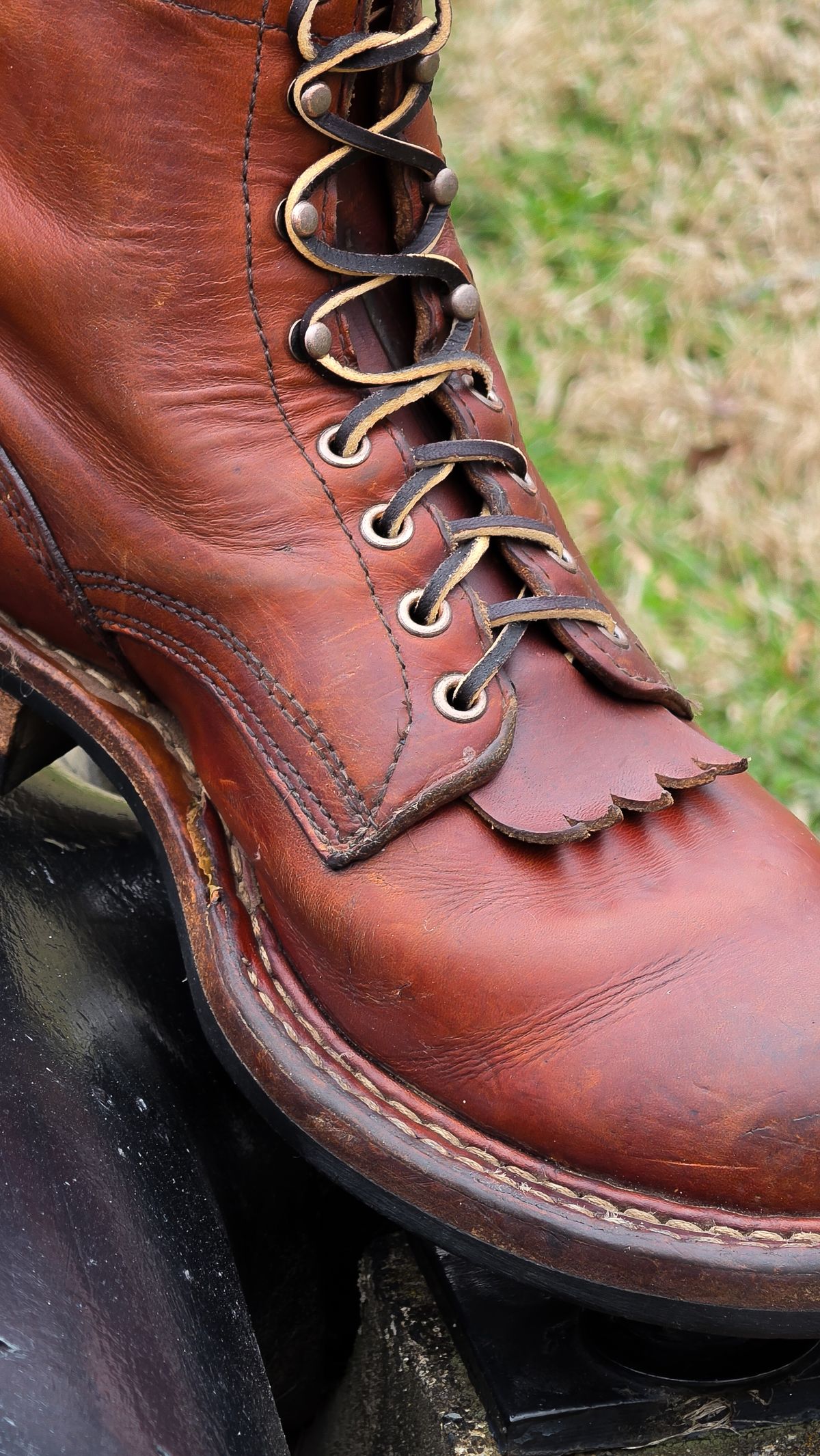 Photo by yorkpahomes on March 15, 2026 of the White's Bounty Hunter in Wickett & Craig Tan Oiled Latigo.