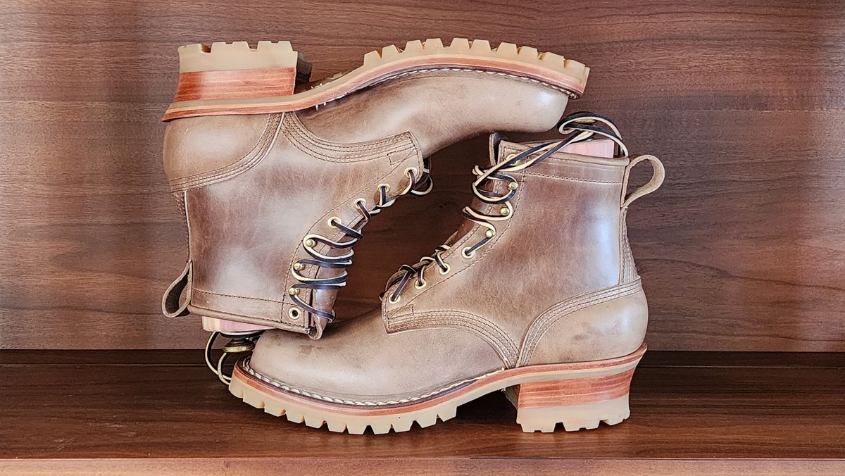 Photo by yorkpahomes on August 21, 2023 of the Nicks Urban Logger in Horween Natural Chromexcel.