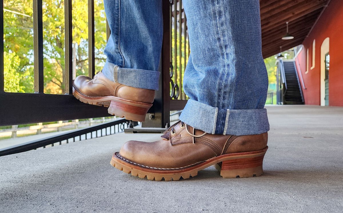 Photo by yorkpahomes on October 10, 2023 of the Nicks Urban Logger in Horween Natural Chromexcel.