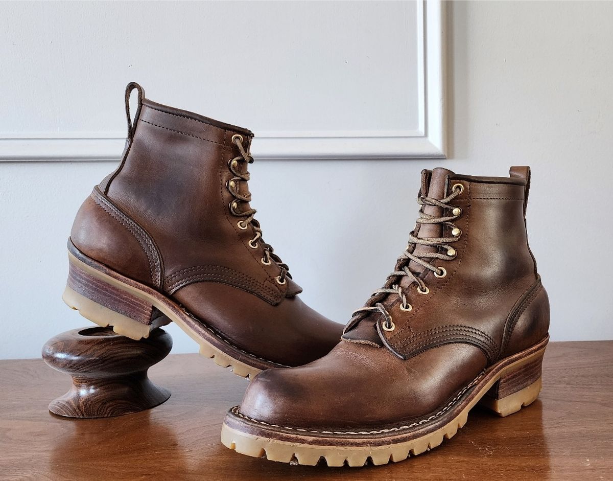 Photo by yorkpahomes on January 23, 2024 of the Nicks Urban Logger in Horween Natural Chromexcel.