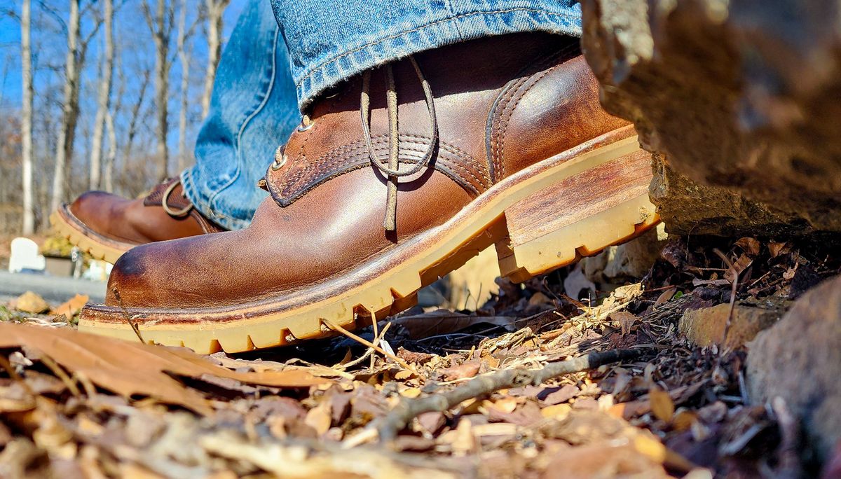 Photo by yorkpahomes on February 25, 2024 of the Nicks Urban Logger in Horween Natural Chromexcel.