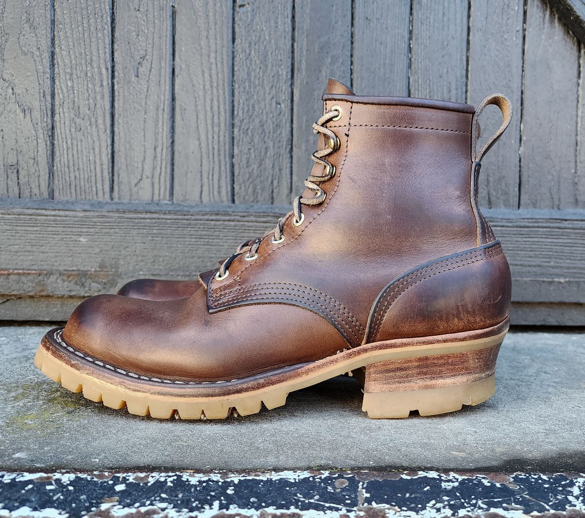 Photo by yorkpahomes on March 3, 2024 of the Nicks Urban Logger in Horween Natural Chromexcel.