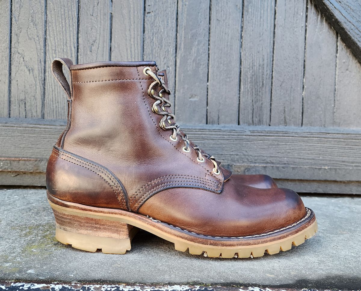 Photo by yorkpahomes on March 3, 2024 of the Nicks Urban Logger in Horween Natural Chromexcel.