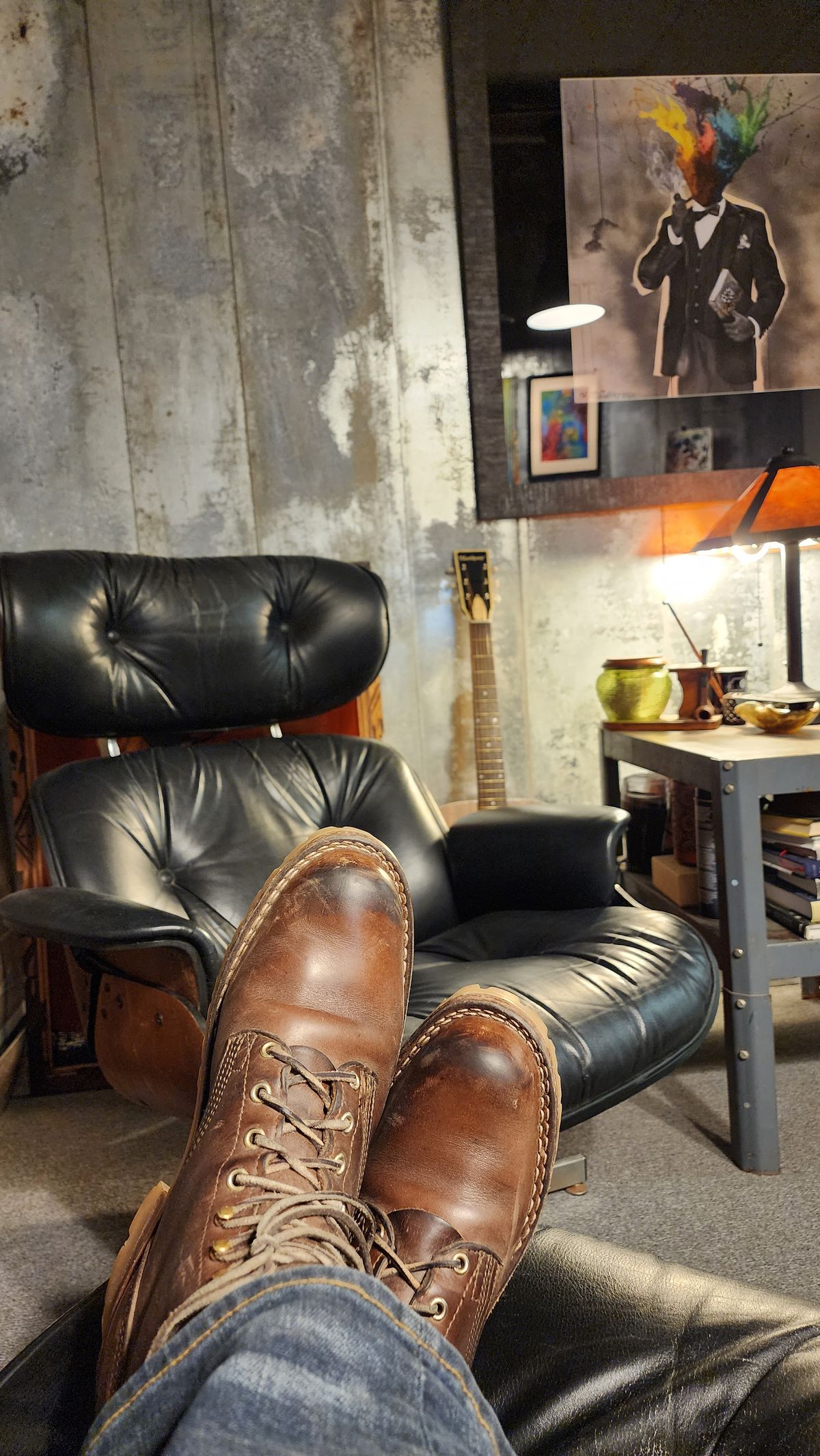 Photo by yorkpahomes on March 18, 2024 of the Nicks Urban Logger in Horween Natural Chromexcel.