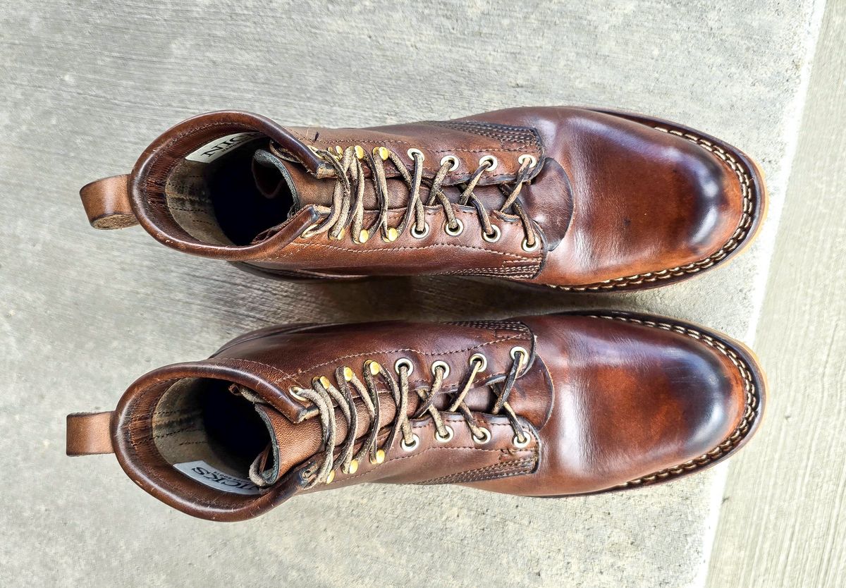Photo by yorkpahomes on April 5, 2024 of the Nicks Urban Logger in Horween Natural Chromexcel.