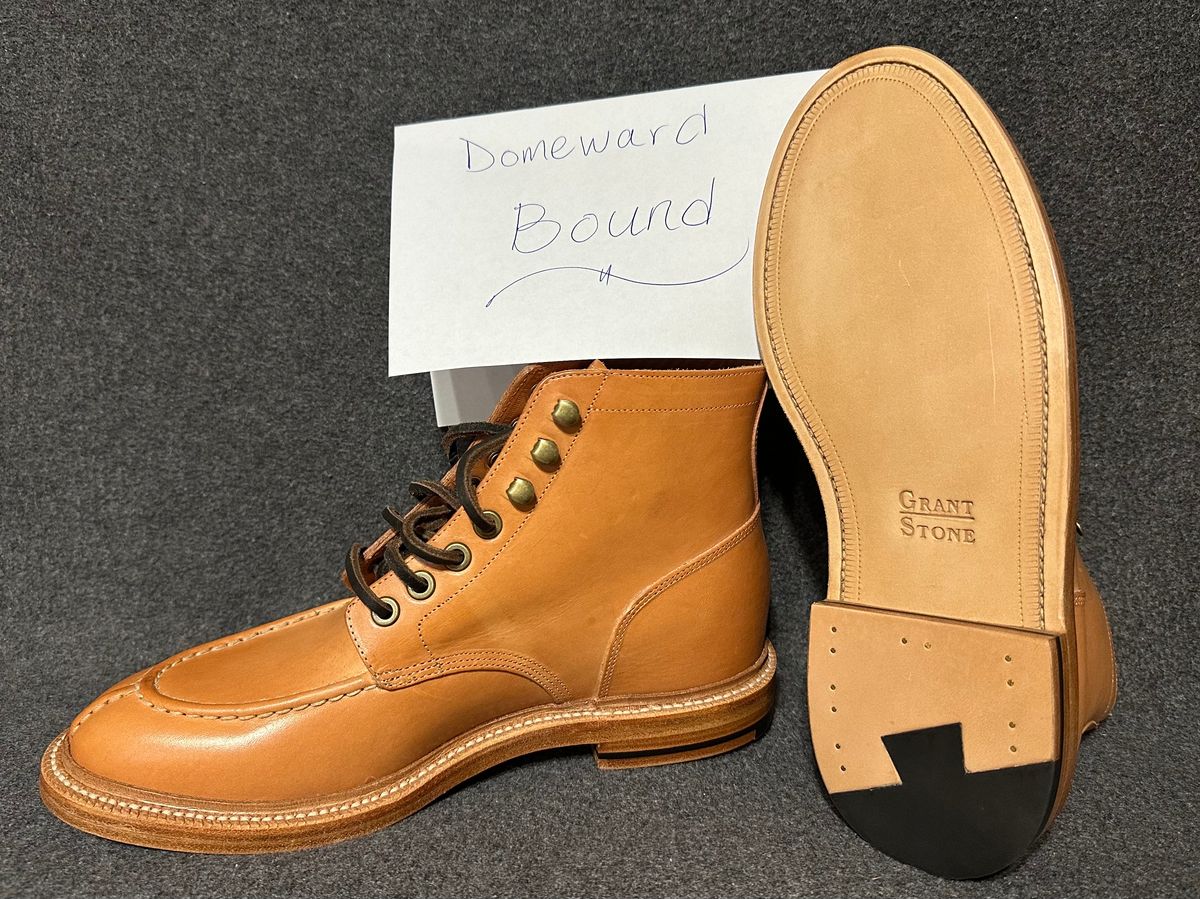 Photo by angelo on October 1, 2023 of the Grant Stone Ottawa Boot in Badalassi Carlo Natural Minerva.