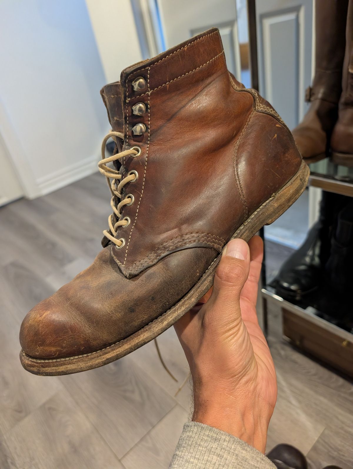 Photo by art.directorofpatina on April 15, 2026 of the Chippewa Unknown Model in Horween Natural Dublin.