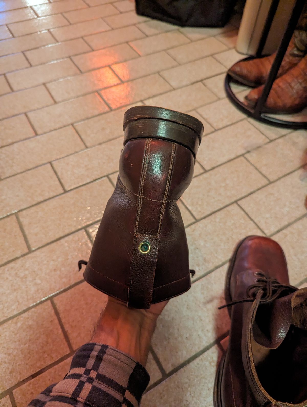 Photo by art.directorofpatina on November 5, 2023 of the Swedish Vintage Boots Television Reporter Boots 1950s in Unknown Leather.