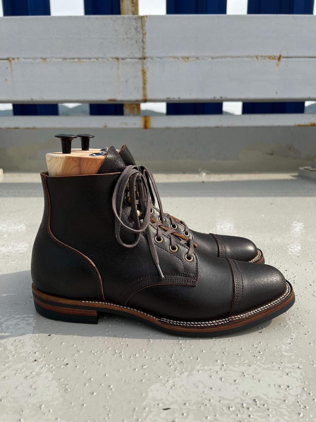 Photo by have.boots.will.travel on October 1, 2022 of the XBXS Derby Boots in Horween Dark Brown Waxed Flesh.