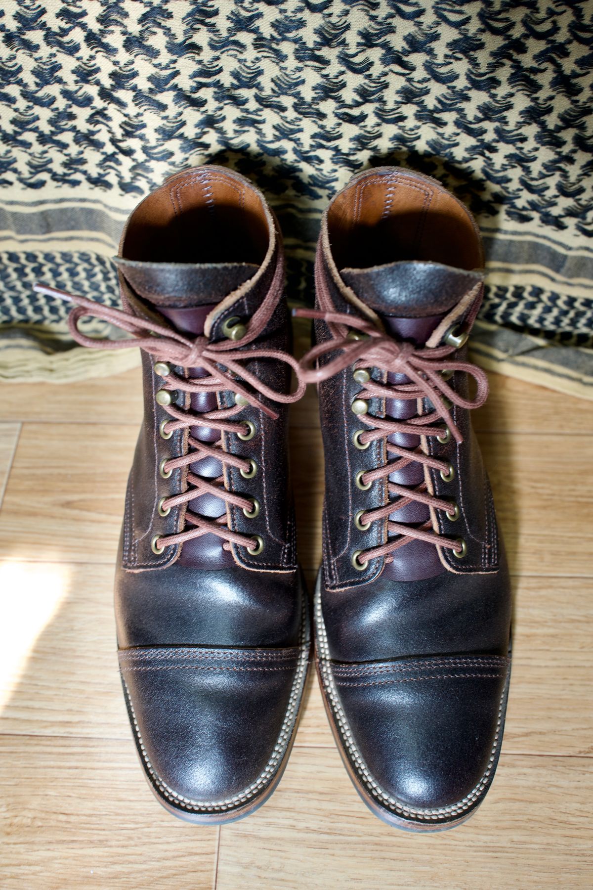 Photo by have.boots.will.travel on November 5, 2022 of the XBXS Derby Boots in Horween Dark Brown Waxed Flesh.