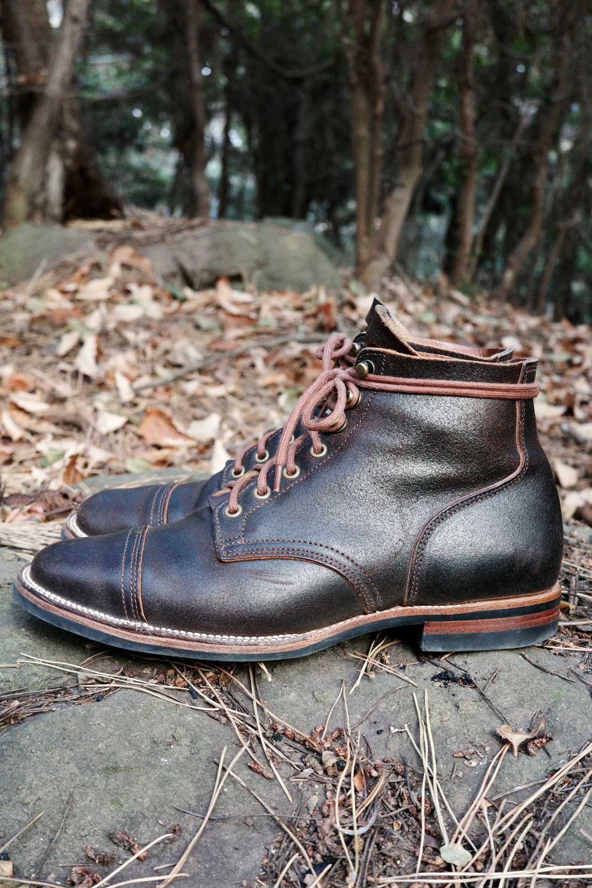 Photo by have.boots.will.travel on January 5, 2023 of the XBXS Derby Boots in Horween Dark Brown Waxed Flesh.