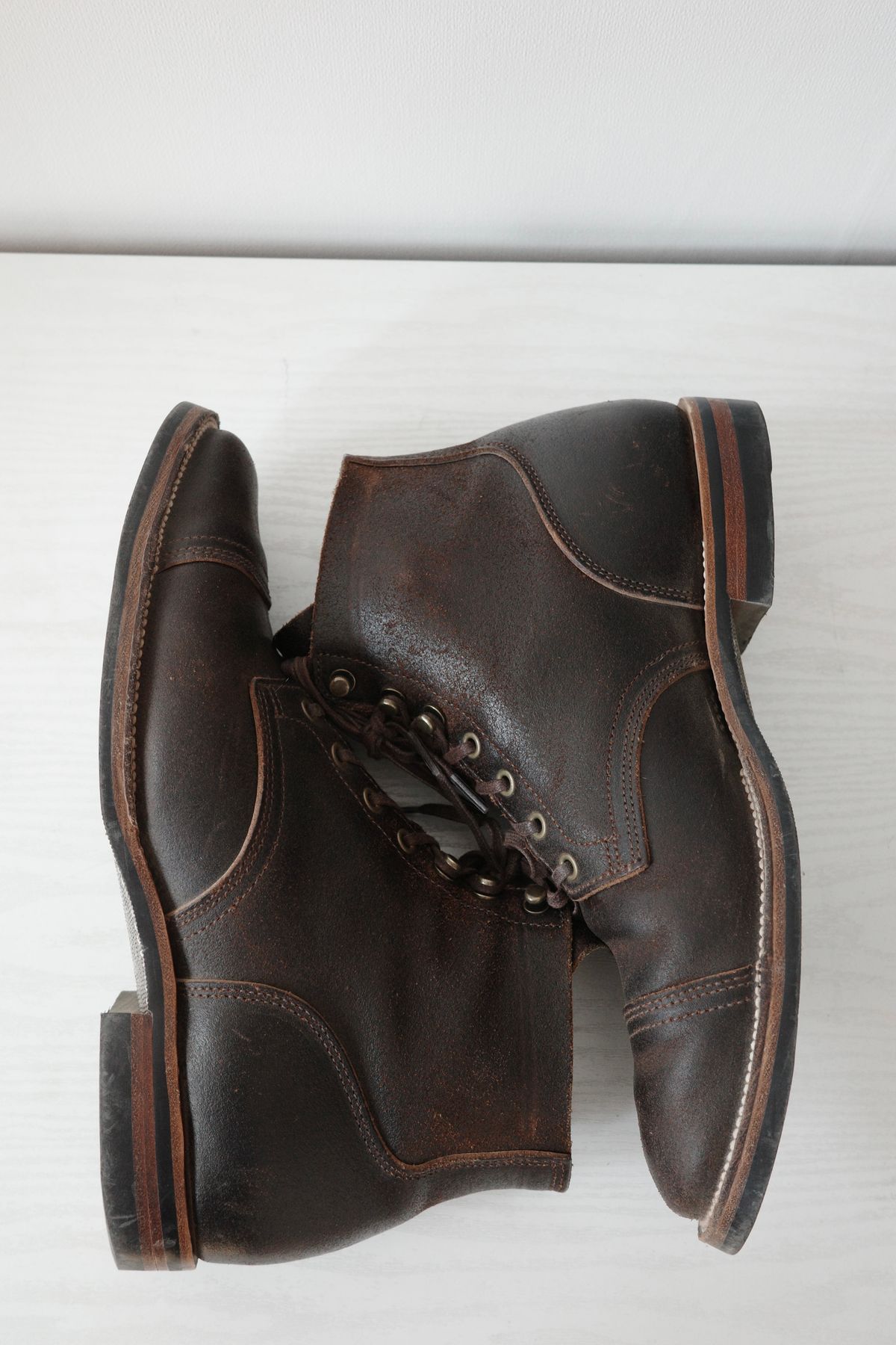Photo by have.boots.will.travel on March 5, 2023 of the XBXS Derby Boots in Horween Dark Brown Waxed Flesh.