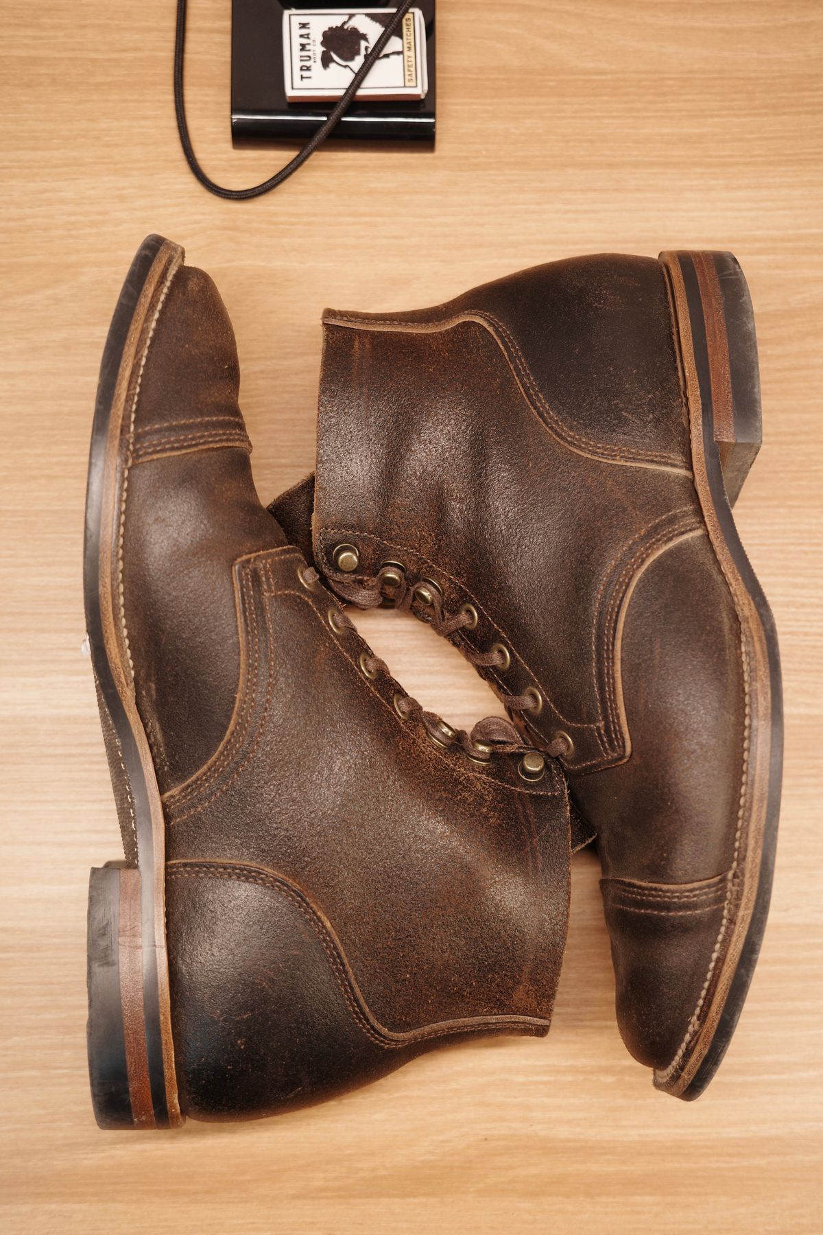 Photo by have.boots.will.travel on April 1, 2023 of the XBXS Derby Boots in Horween Dark Brown Waxed Flesh.