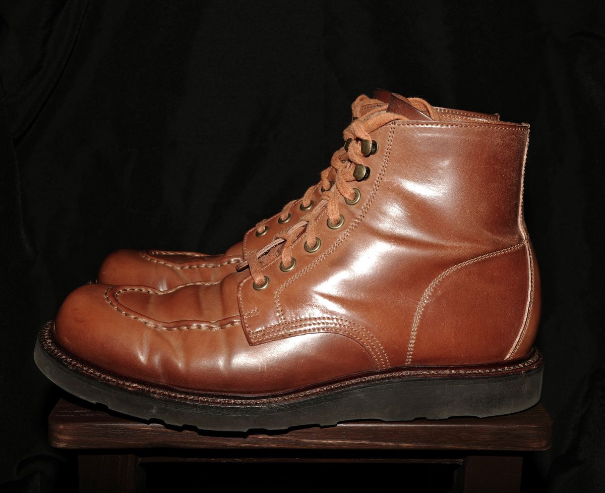 Photo by have.boots.will.travel on November 6, 2025 of the Grant Stone Brass Boot in Horween Honey Glazed Shell Cordovan.