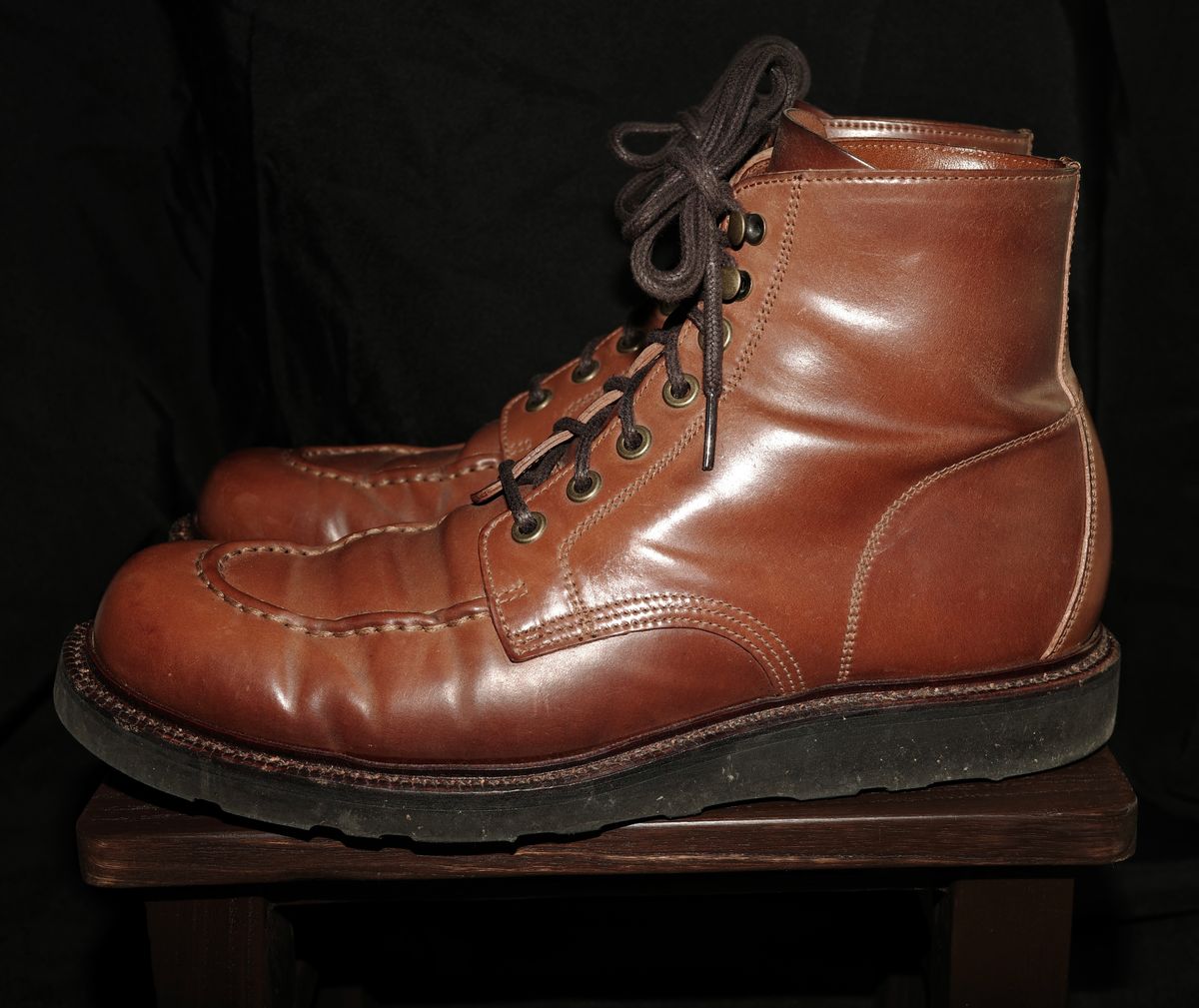Photo by have.boots.will.travel on December 6, 2025 of the Grant Stone Brass Boot in Horween Honey Glazed Shell Cordovan.