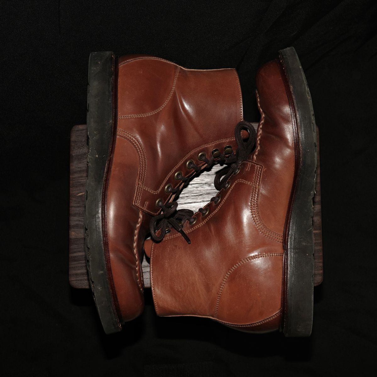 Photo by have.boots.will.travel on December 6, 2025 of the Grant Stone Brass Boot in Horween Honey Glazed Shell Cordovan.