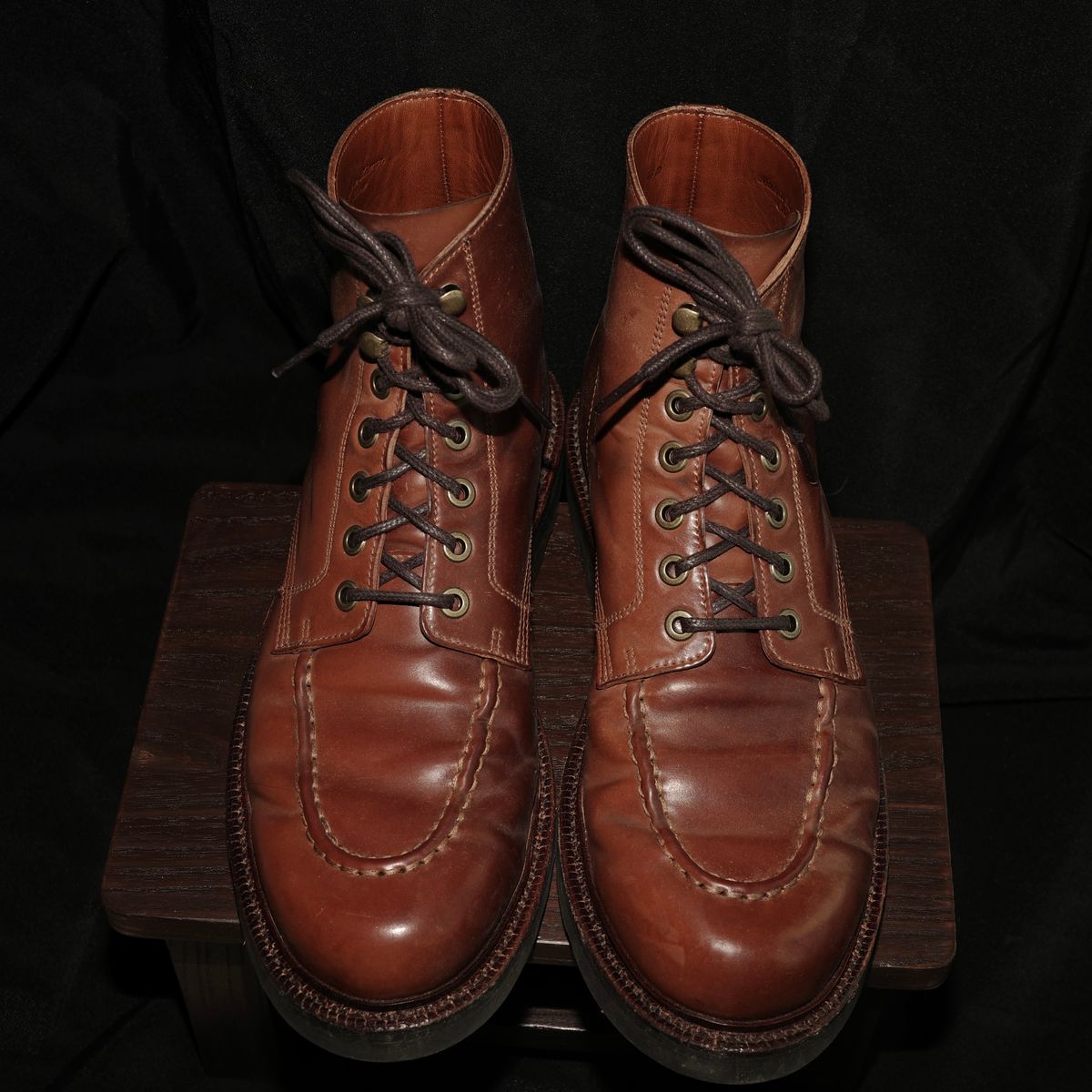 Photo by have.boots.will.travel on December 6, 2025 of the Grant Stone Brass Boot in Horween Honey Glazed Shell Cordovan.