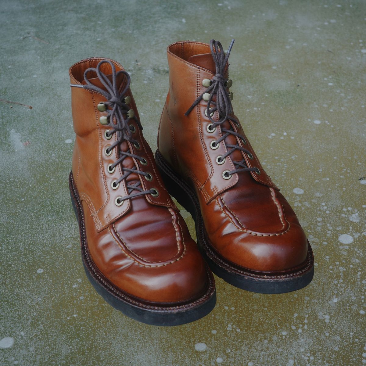 Photo by have.boots.will.travel on January 4, 2026 of the Grant Stone Brass Boot in Horween Honey Glazed Shell Cordovan.