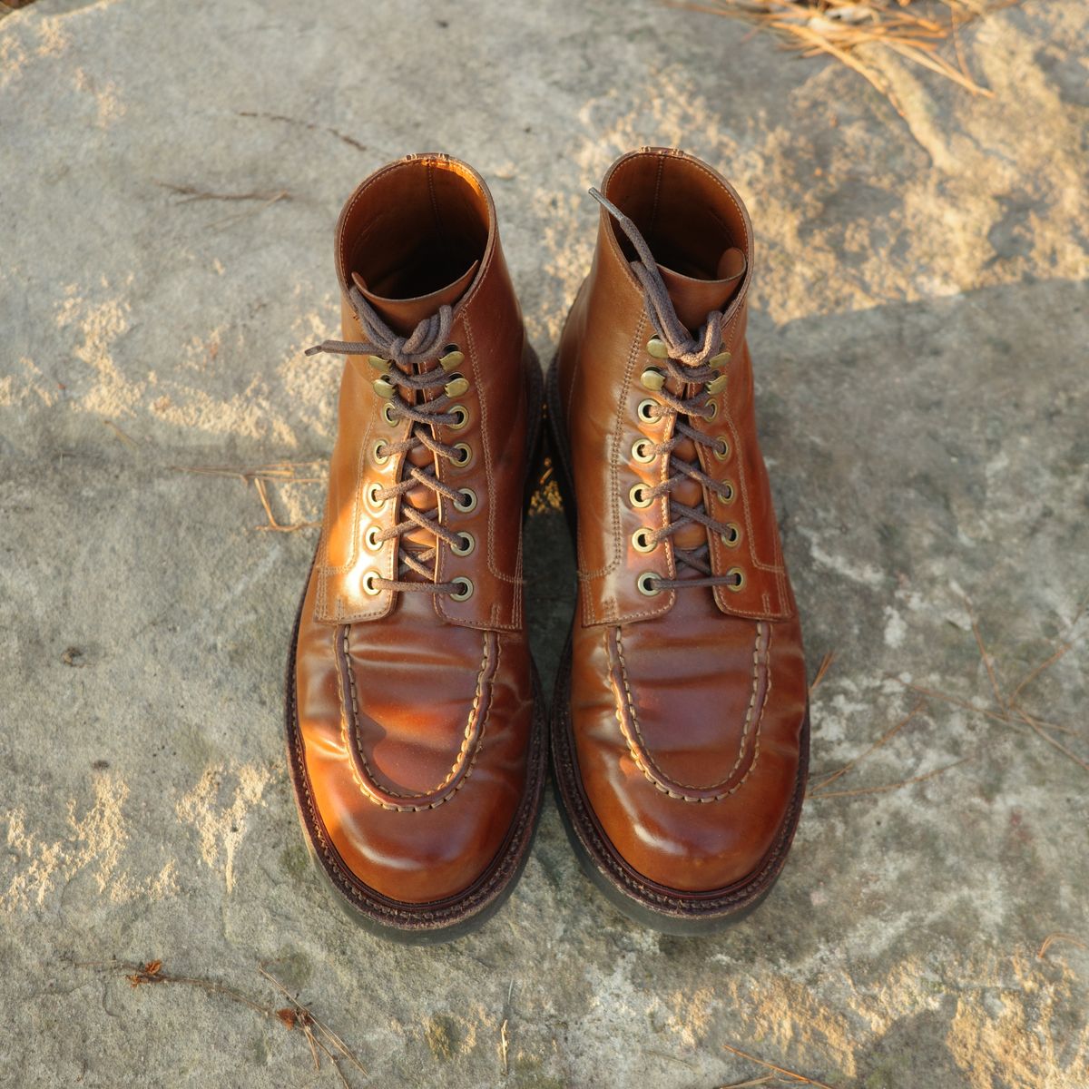 Photo by have.boots.will.travel on March 3, 2026 of the Grant Stone Brass Boot in Horween Honey Glazed Shell Cordovan.