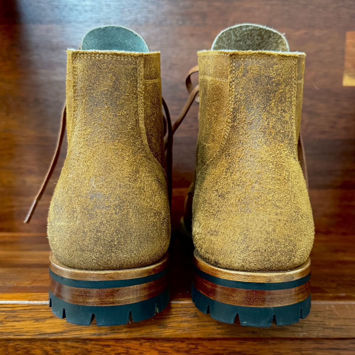 Photo by have.boots.will.travel on October 1, 2024 of the Viberg Service Boot PCT in Horween Golden Brown Predator Roughout.