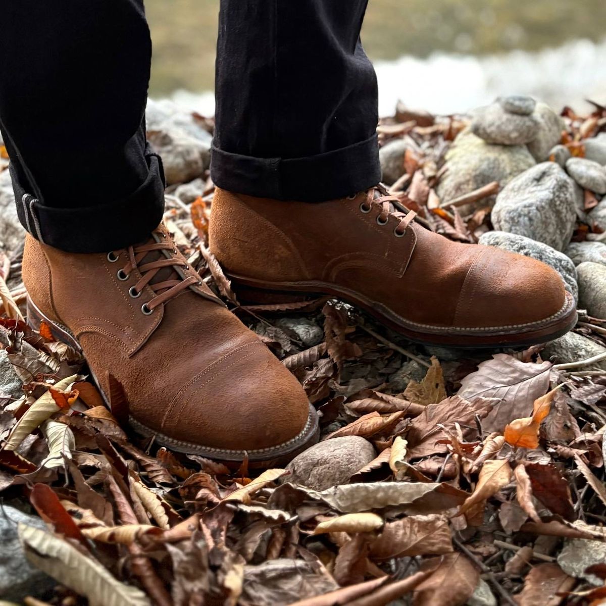 Photo by have.boots.will.travel on November 15, 2024 of the Viberg Service Boot PCT in Horween Golden Brown Predator Roughout.