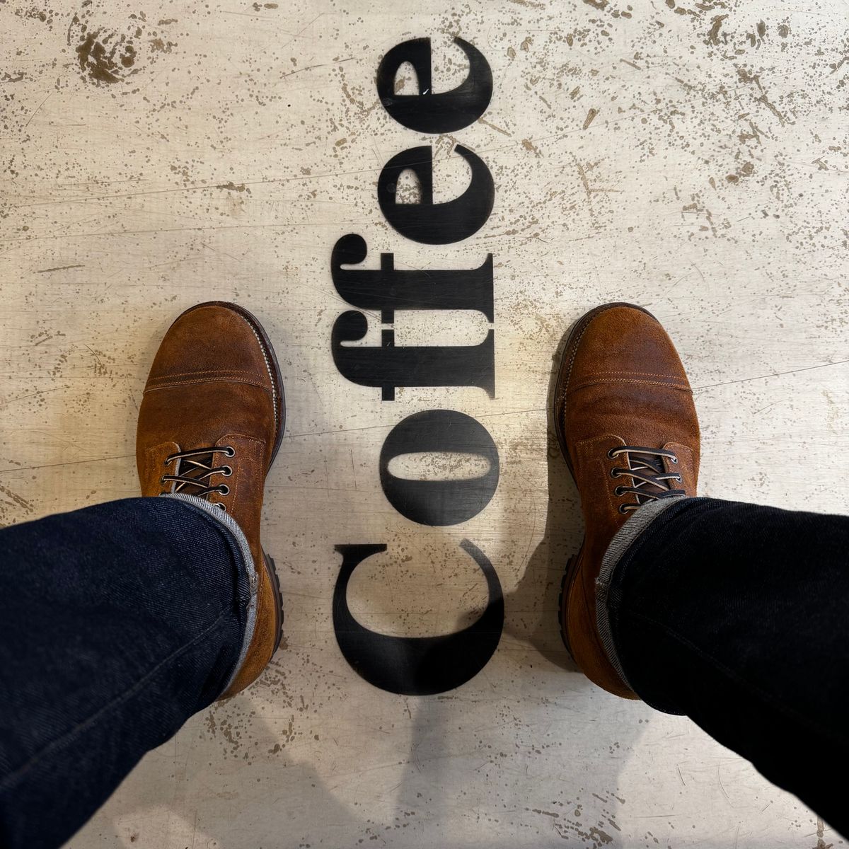 Photo by have.boots.will.travel on November 22, 2024 of the Viberg Service Boot PCT in Horween Golden Brown Predator Roughout.