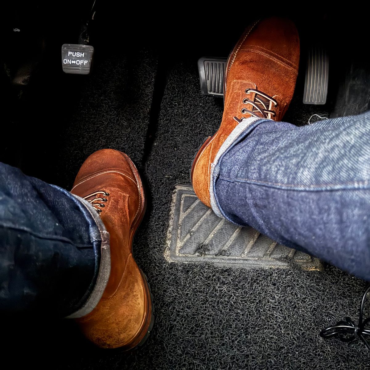 Photo by have.boots.will.travel on November 23, 2024 of the Viberg Service Boot PCT in Horween Golden Brown Predator Roughout.