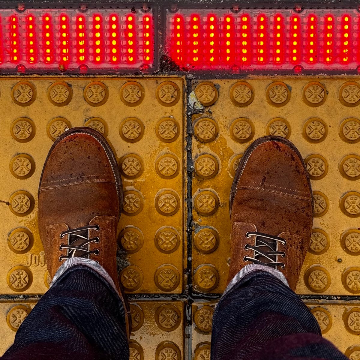 Photo by have.boots.will.travel on November 27, 2024 of the Viberg Service Boot PCT in Horween Golden Brown Predator Roughout.