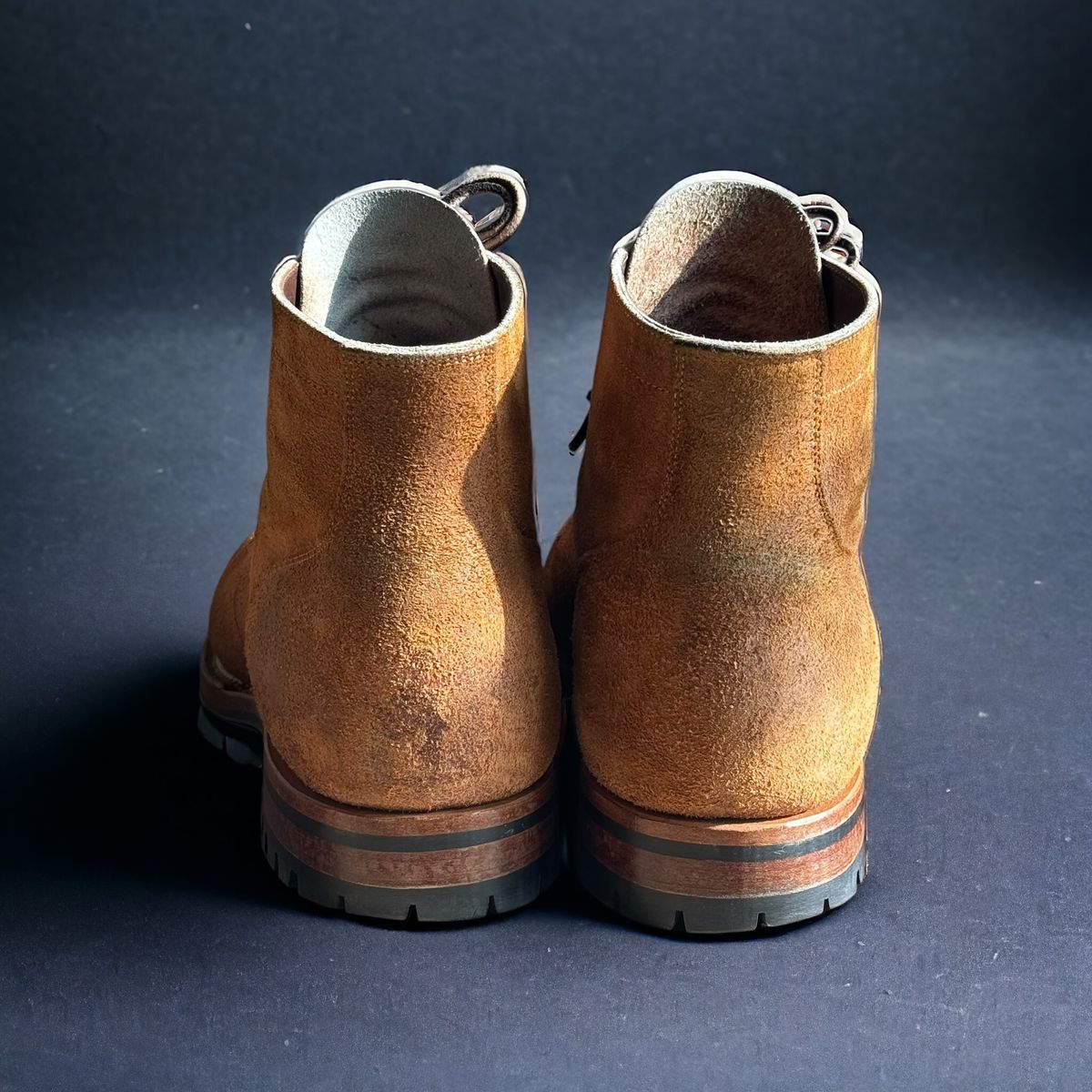 Photo by have.boots.will.travel on December 3, 2024 of the Viberg Service Boot PCT in Horween Golden Brown Predator Roughout.