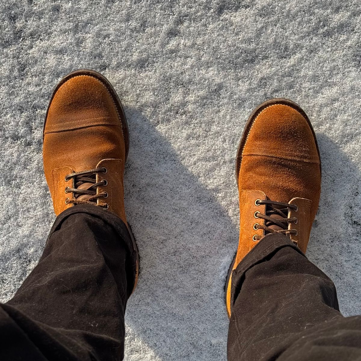 Photo by have.boots.will.travel on December 27, 2024 of the Viberg Service Boot PCT in Horween Golden Brown Predator Roughout.