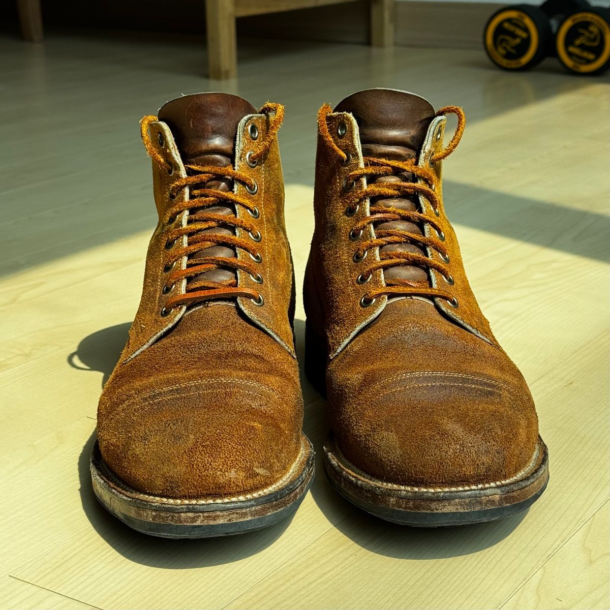Photo by have.boots.will.travel on April 3, 2025 of the Viberg Service Boot PCT in Horween Golden Brown Predator Roughout.
