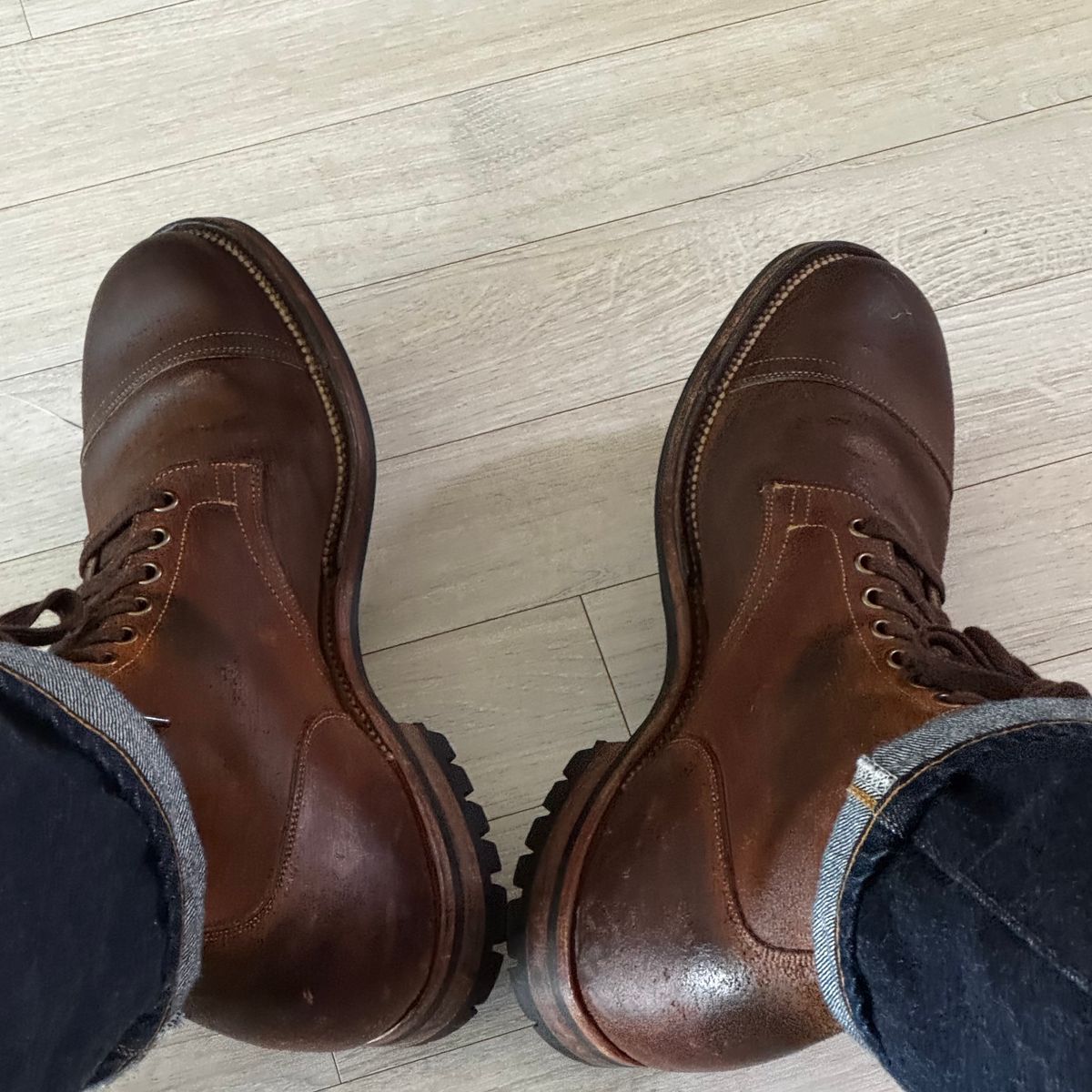 Photo by have.boots.will.travel on August 20, 2025 of the Viberg Service Boot PCT in Horween Golden Brown Predator Roughout.