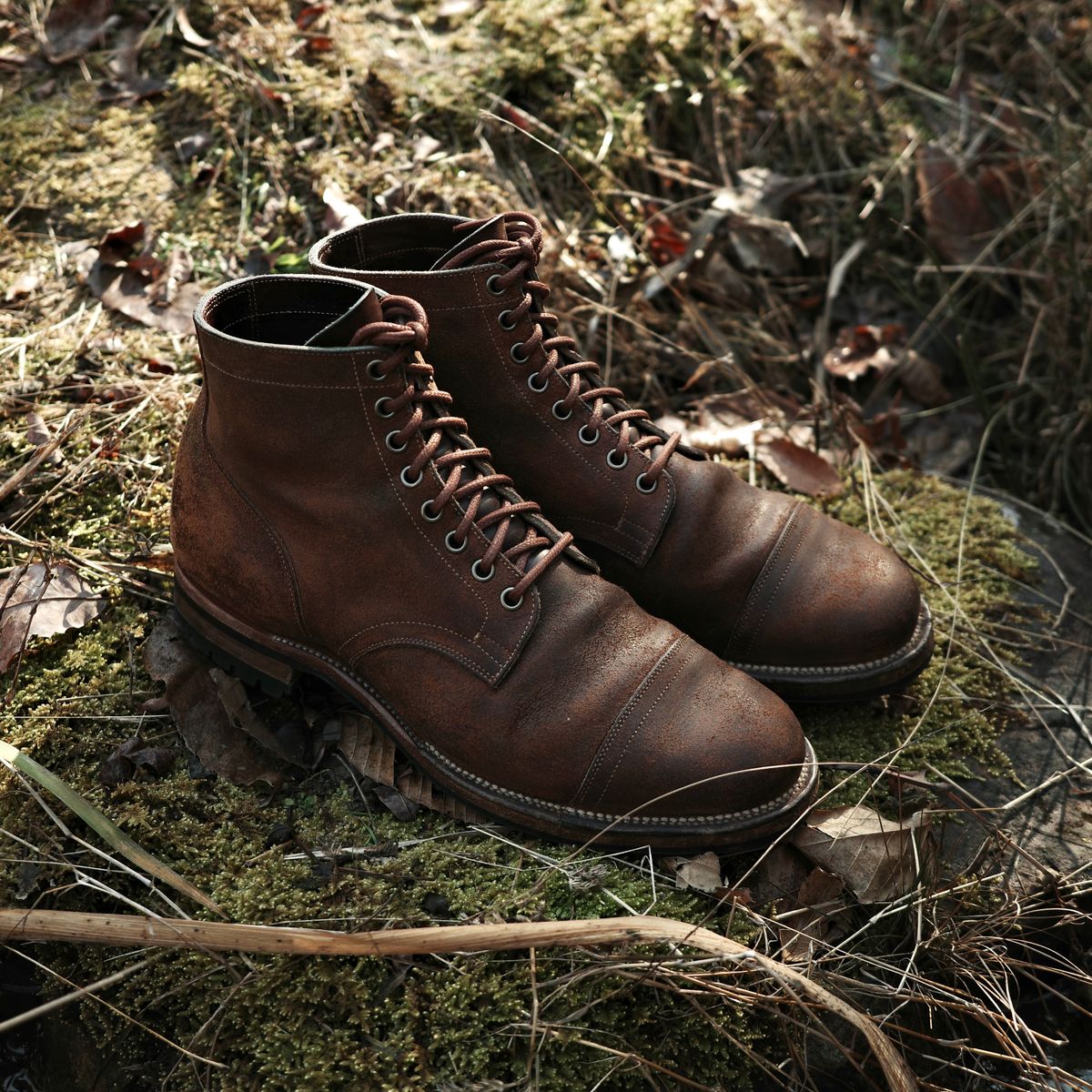 Photo by have.boots.will.travel on January 17, 2026 of the Viberg Service Boot PCT in Horween Golden Brown Predator Roughout.